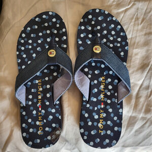 NWT TOMMY HILFIGER Women’s Thong Flip Flop Blue Sandals Womens size 7